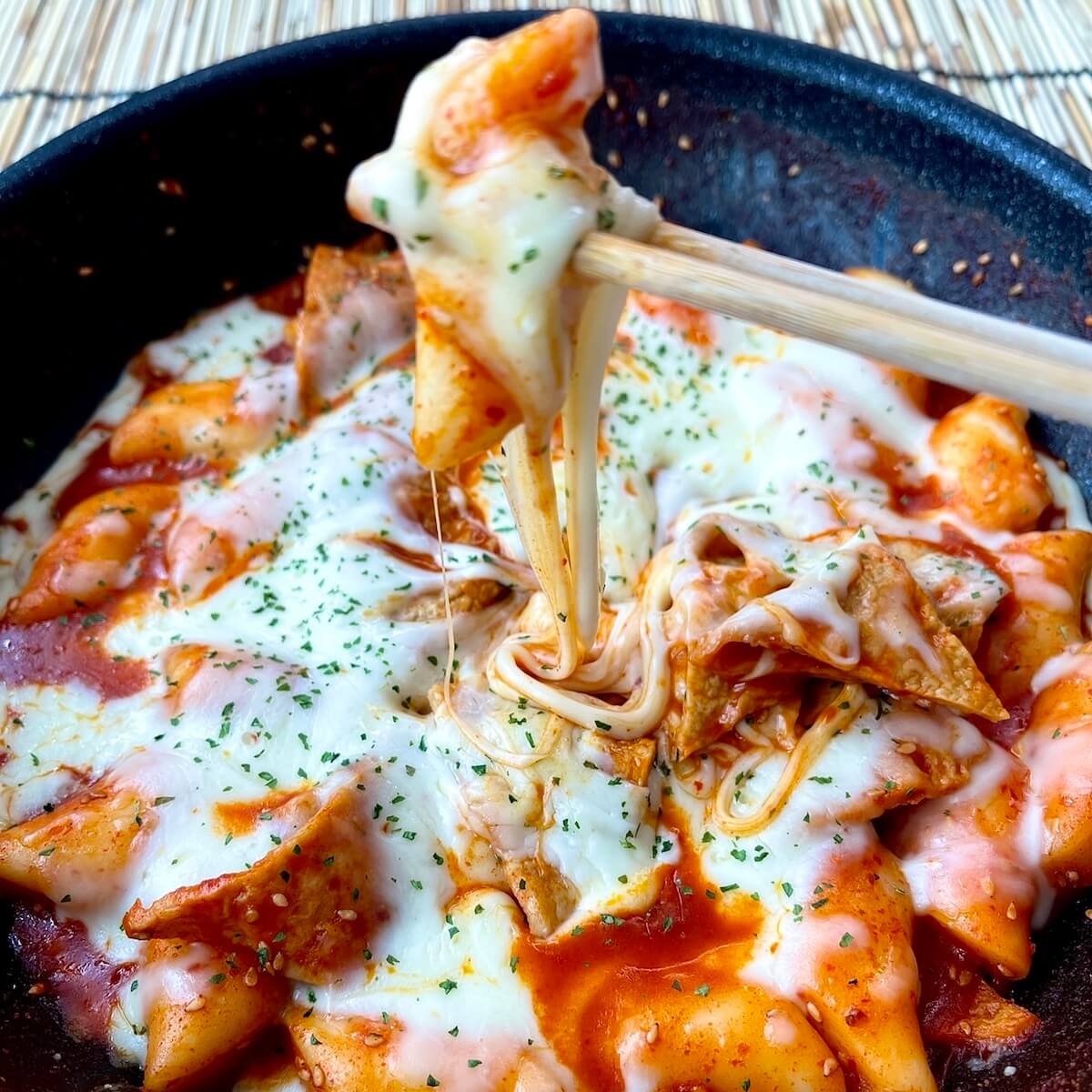 What Is And How To Make Tteokbokki Pop Korean Dish Cooking24h   Cheese Tteokbokki Close Up 