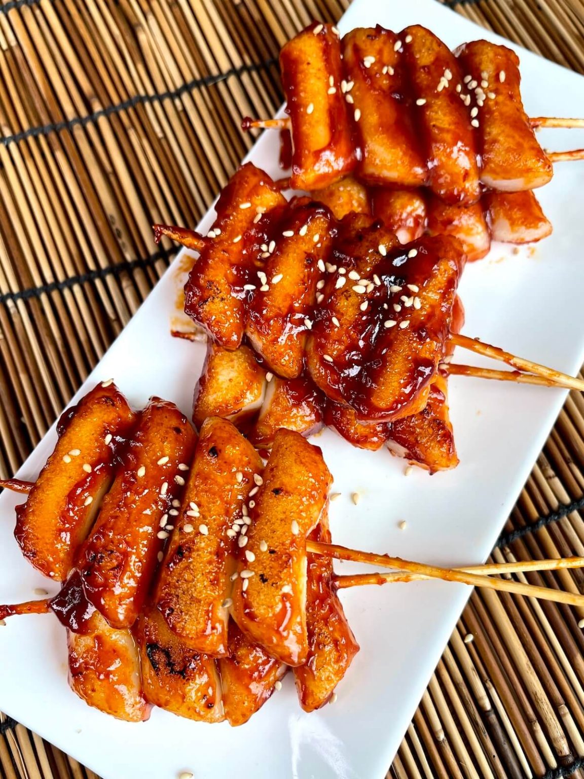 Korean Rice Cake Skewers (Tteok kochi 떡꼬치) - Jasmine and Tea