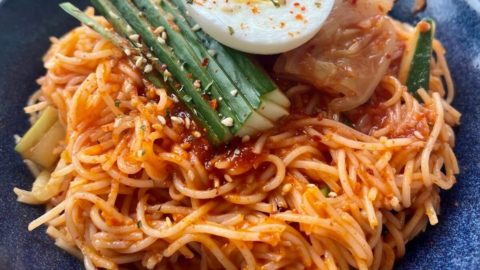 bibimguksu on wooden mat